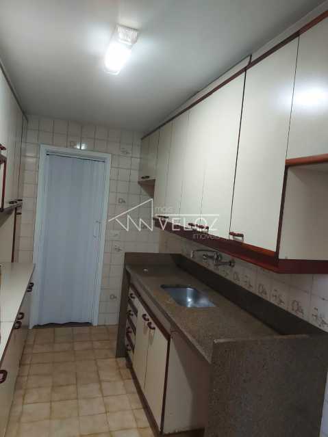 Apartamento à venda com 3 quartos, 117m² - Foto 4