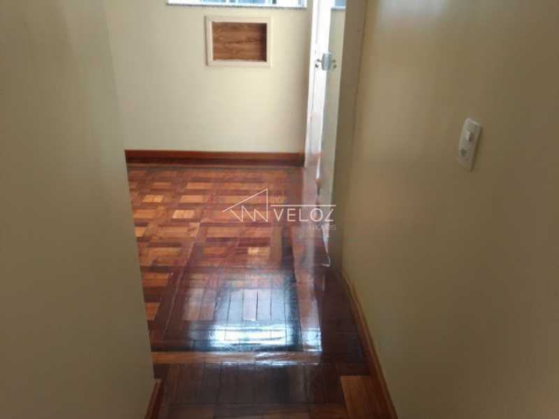 Apartamento à venda com 3 quartos, 100m² - Foto 3