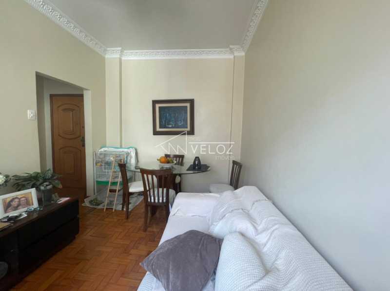 Apartamento à venda com 1 quarto, 41m² - Foto 3