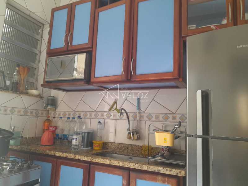 Apartamento à venda com 2 quartos, 56m² - Foto 22