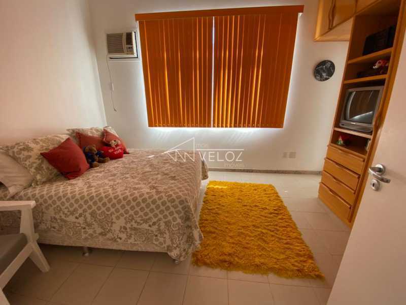 Casa de Condomínio à venda com 4 quartos, 299m² - Foto 11