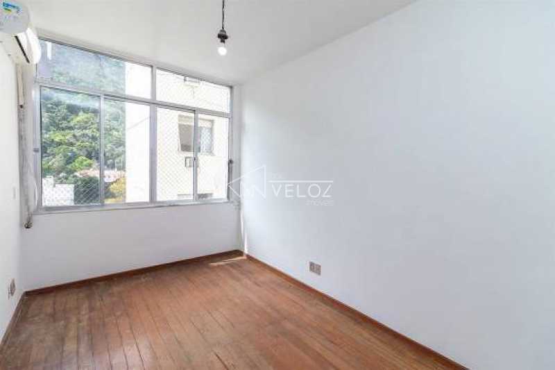 Apartamento à venda com 3 quartos, 105m² - Foto 7