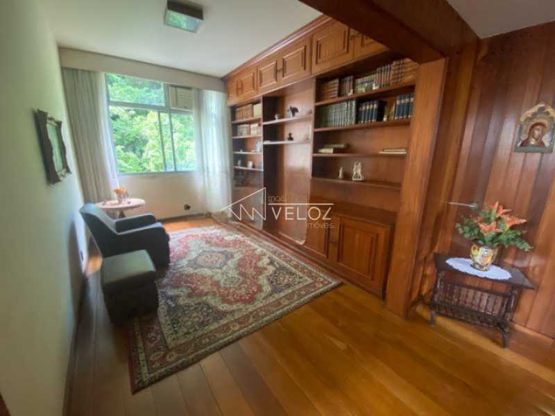 Apartamento à venda com 4 quartos, 184m² - Foto 2