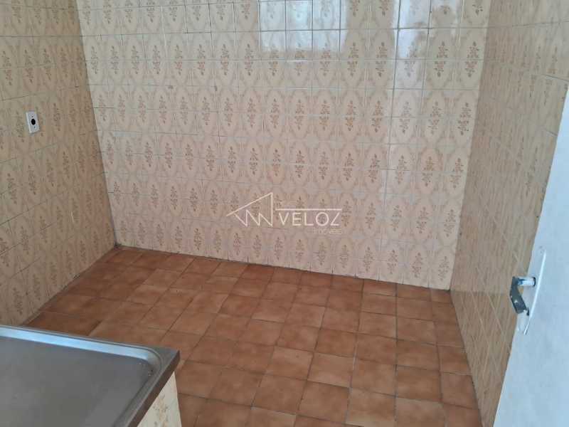 Apartamento à venda com 2 quartos, 42m² - Foto 3