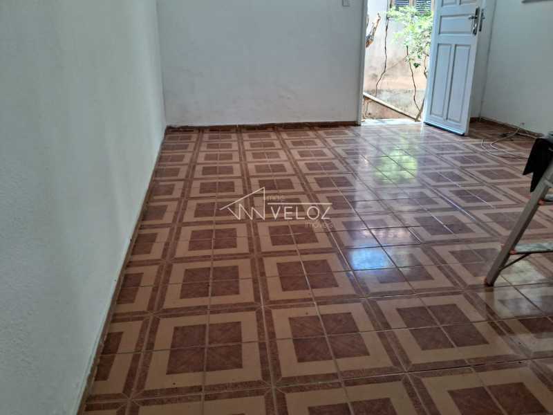 Apartamento à venda com 2 quartos, 42m² - Foto 17