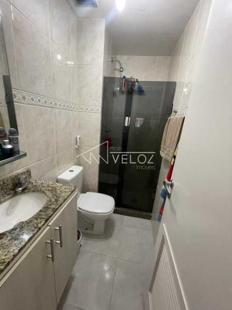 Apartamento à venda com 2 quartos, 68m² - Foto 28