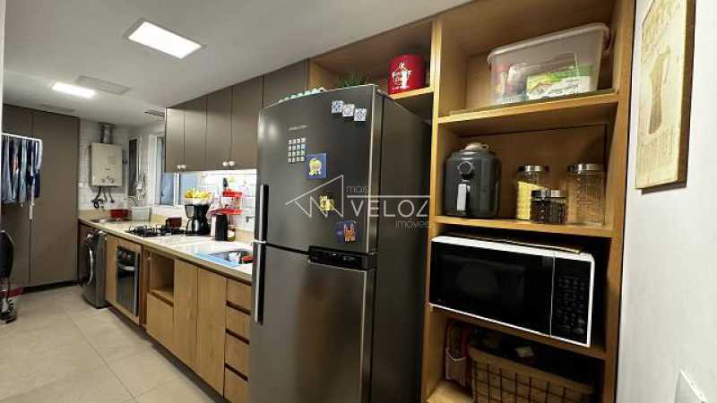 Apartamento à venda com 2 quartos, 68m² - Foto 10