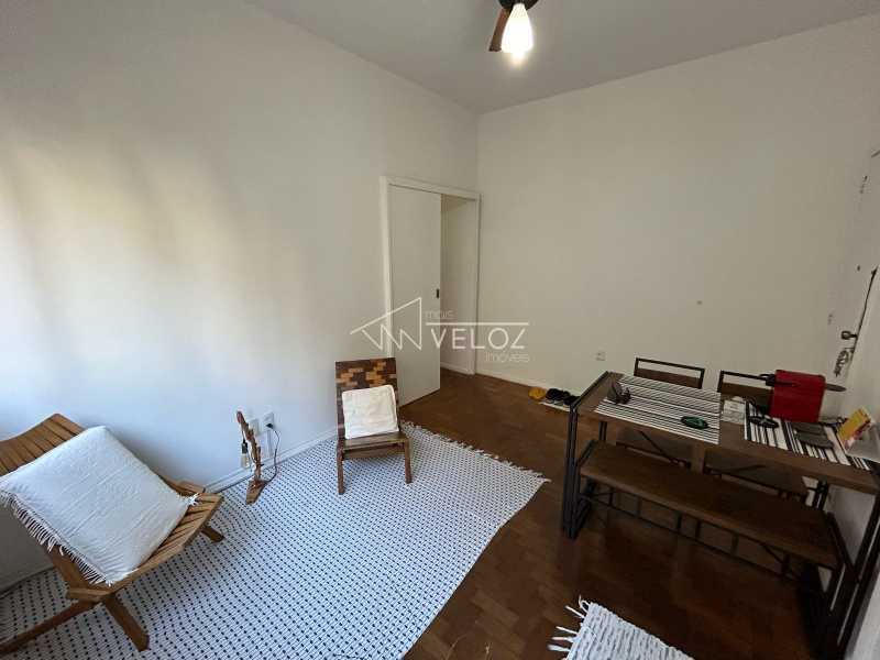 Apartamento à venda com 2 quartos, 60m² - Foto 4