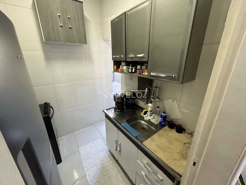 Apartamento à venda com 2 quartos, 60m² - Foto 18