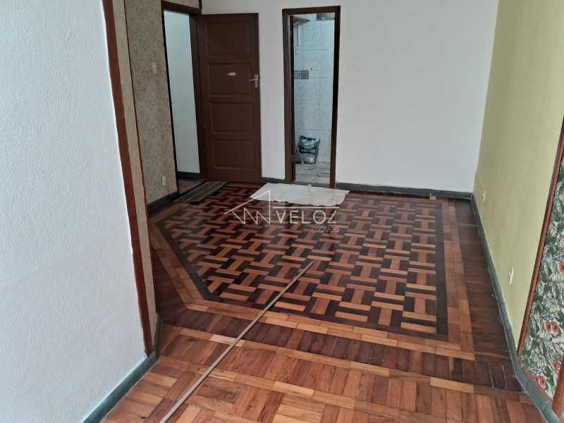 Prédio Inteiro à venda com 2 quartos, 51m² - Foto 1