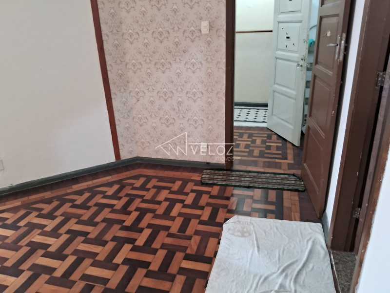 Prédio Inteiro à venda com 2 quartos, 51m² - Foto 4