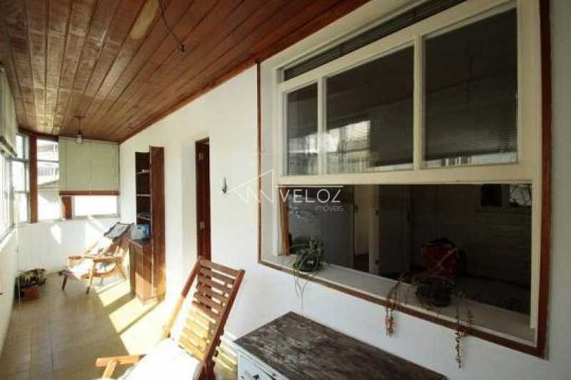 Apartamento à venda com 2 quartos, 112m² - Foto 2