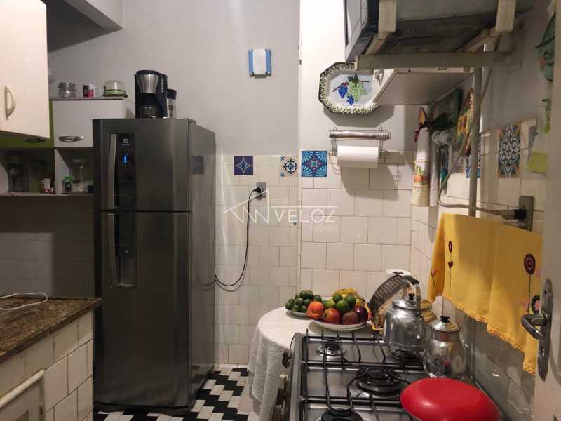 Apartamento à venda com 2 quartos, 80m² - Foto 12