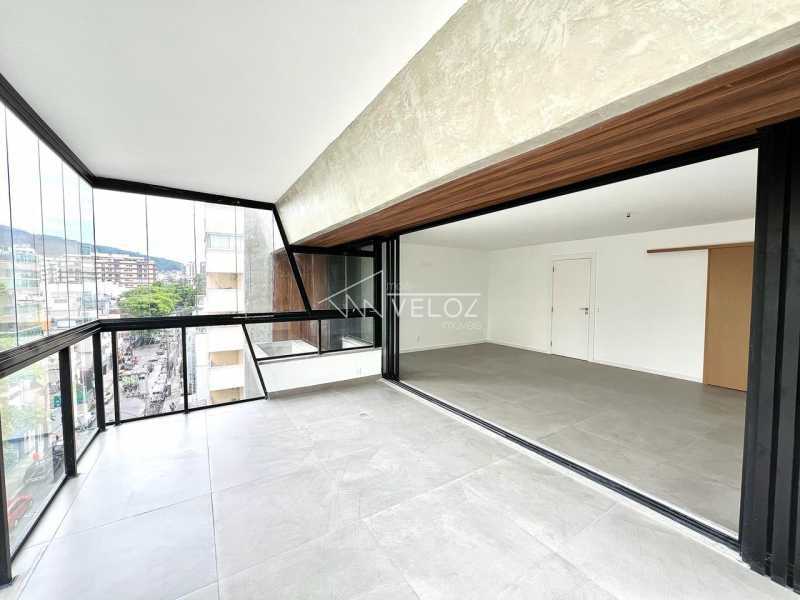 Apartamento, 3 quartos, 151 m² - Foto 1