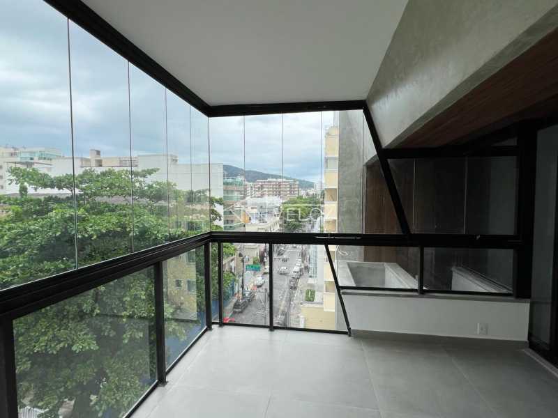 Apartamento à venda com 4 quartos, 151m² - Foto 3