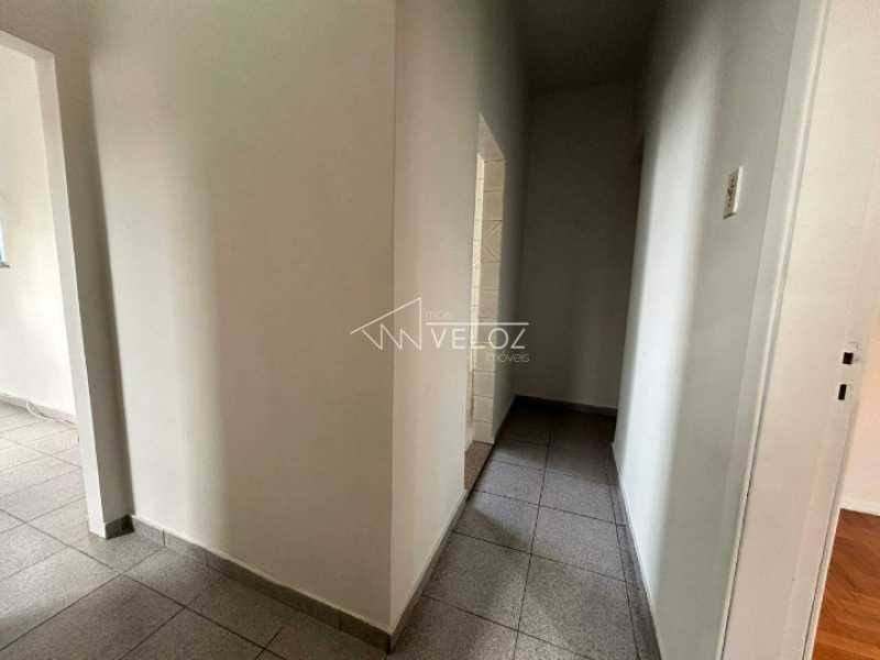 Apartamento à venda com 2 quartos, 57m² - Foto 4