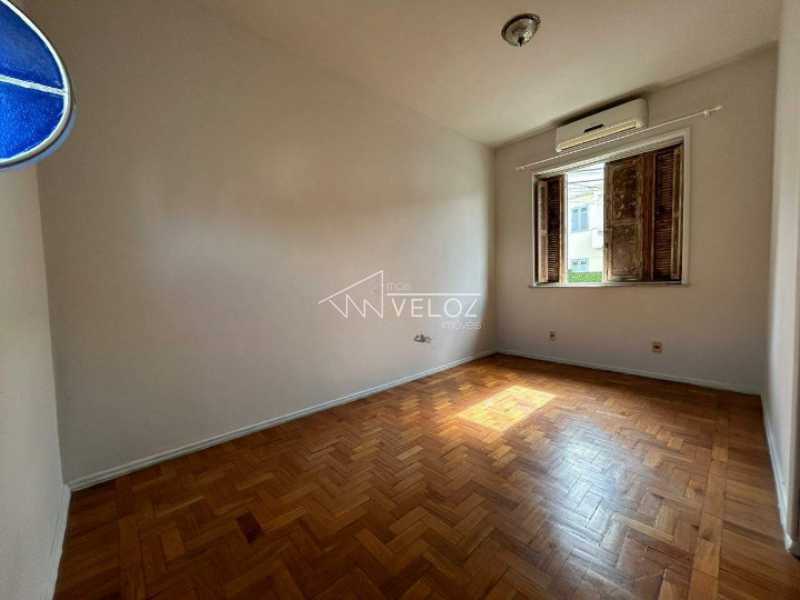 Apartamento à venda com 2 quartos, 57m² - Foto 8