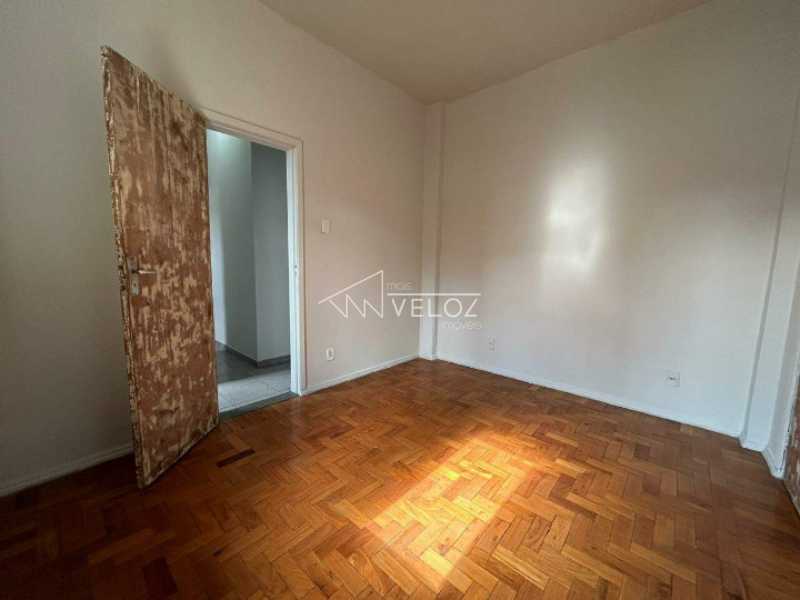 Apartamento à venda com 2 quartos, 57m² - Foto 15