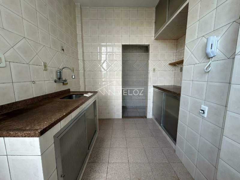 Apartamento à venda com 2 quartos, 57m² - Foto 16