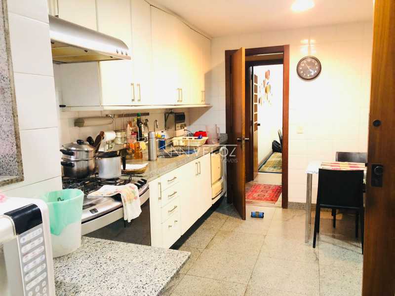 Apartamento à venda com 2 quartos, 151m² - Foto 20