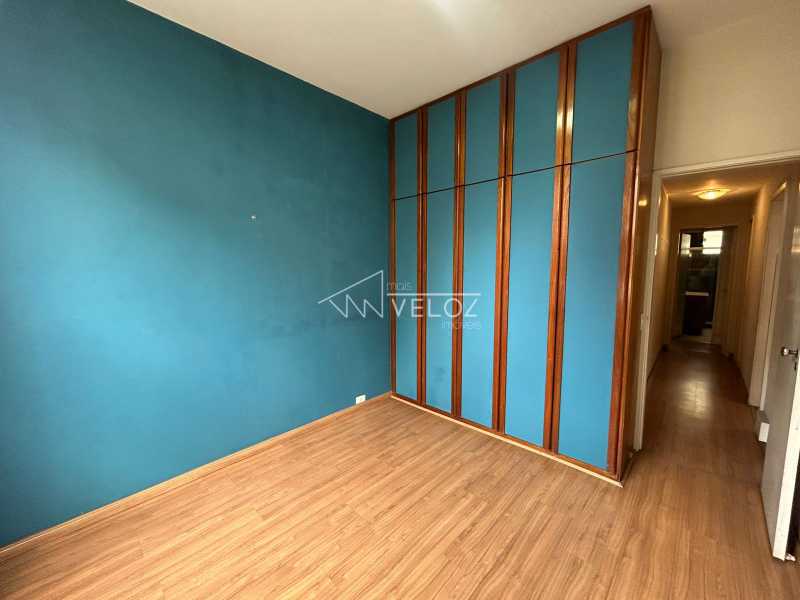 Apartamento à venda com 4 quartos, 130m² - Foto 9