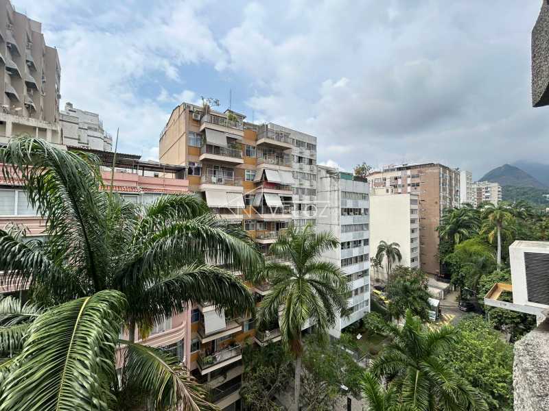 Apartamento à venda com 4 quartos, 130m² - Foto 10