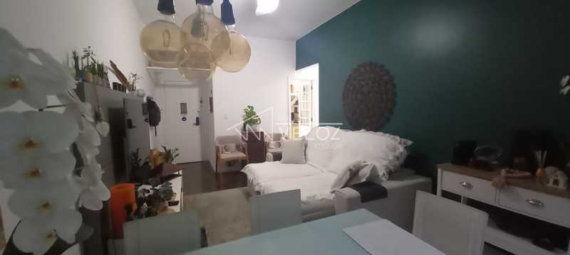 Apartamento à venda com 3 quartos, 106m² - Foto 1