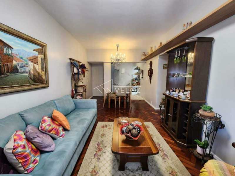 Apartamento à venda com 2 quartos, 66m² - Foto 1