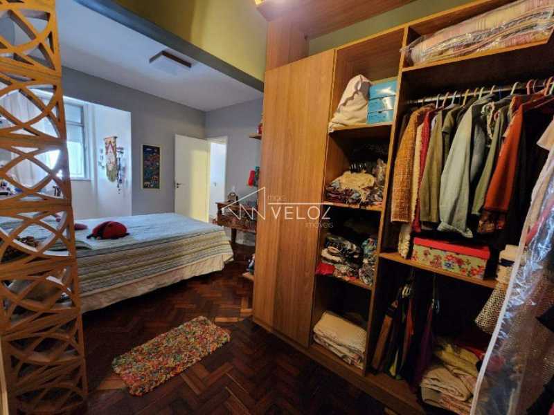 Apartamento à venda com 2 quartos, 66m² - Foto 8