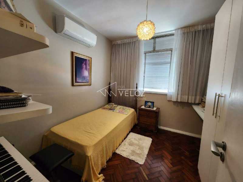 Apartamento à venda com 2 quartos, 66m² - Foto 11