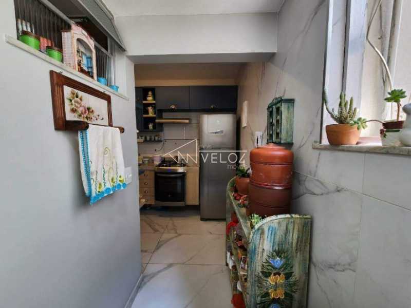 Apartamento à venda com 2 quartos, 66m² - Foto 18