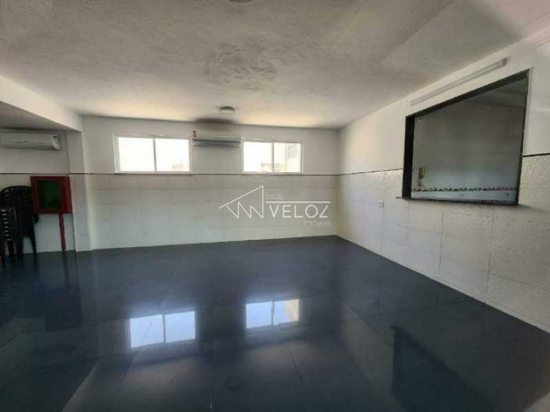 Apartamento à venda com 2 quartos, 66m² - Foto 23