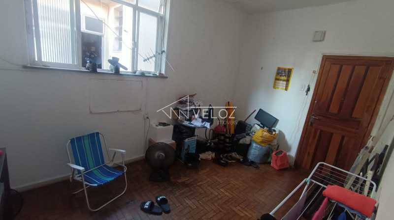 Apartamento à venda com 1 quarto, 34m² - Foto 2