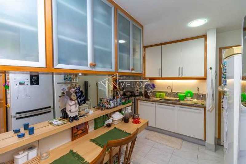 Apartamento à venda com 4 quartos, 169m² - Foto 10