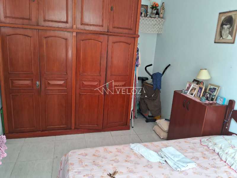 Apartamento à venda com 1 quarto, 40m² - Foto 2