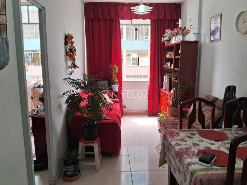 Apartamento à venda com 1 quarto, 40m² - Foto 5