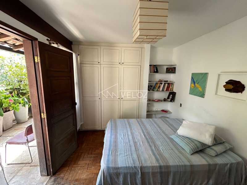 Apartamento à venda com 5 quartos, 268m² - Foto 9