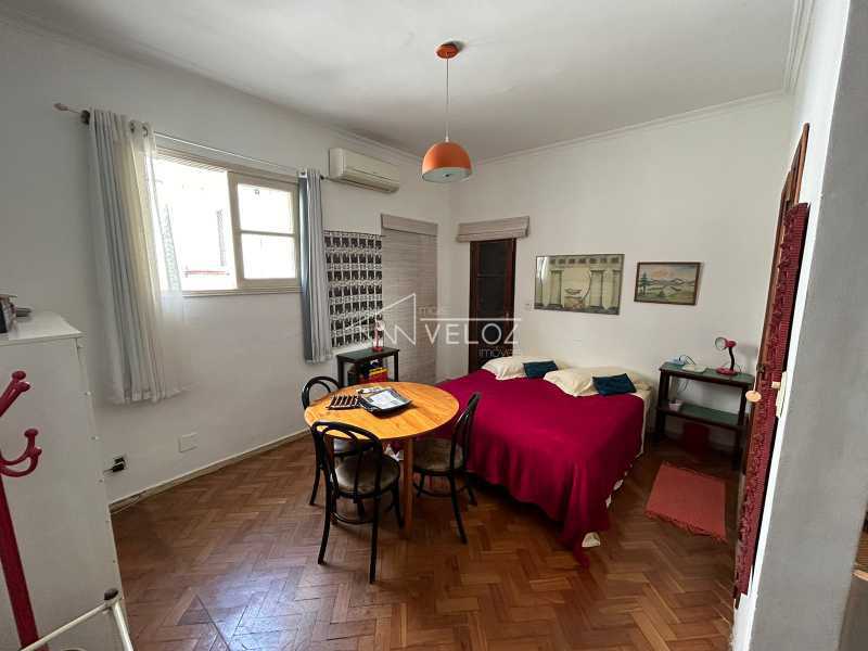 Apartamento à venda com 5 quartos, 268m² - Foto 16