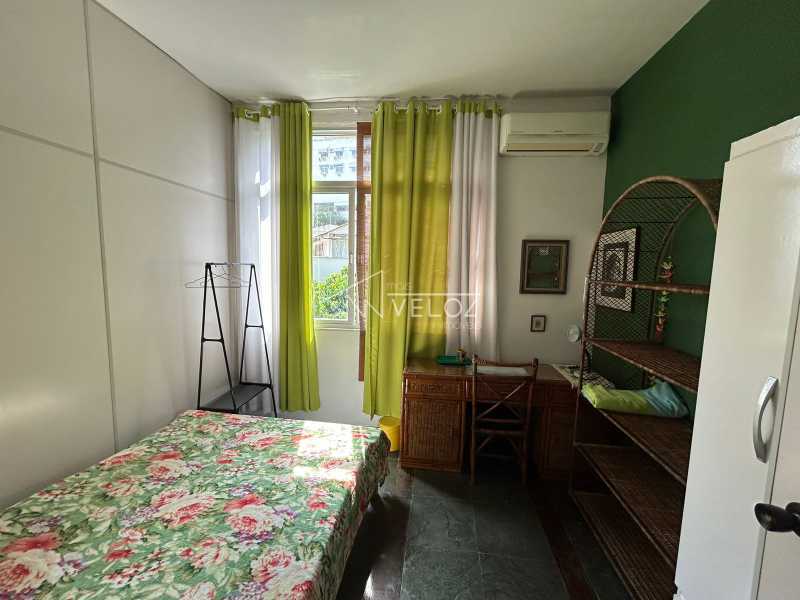 Apartamento à venda com 5 quartos, 268m² - Foto 19