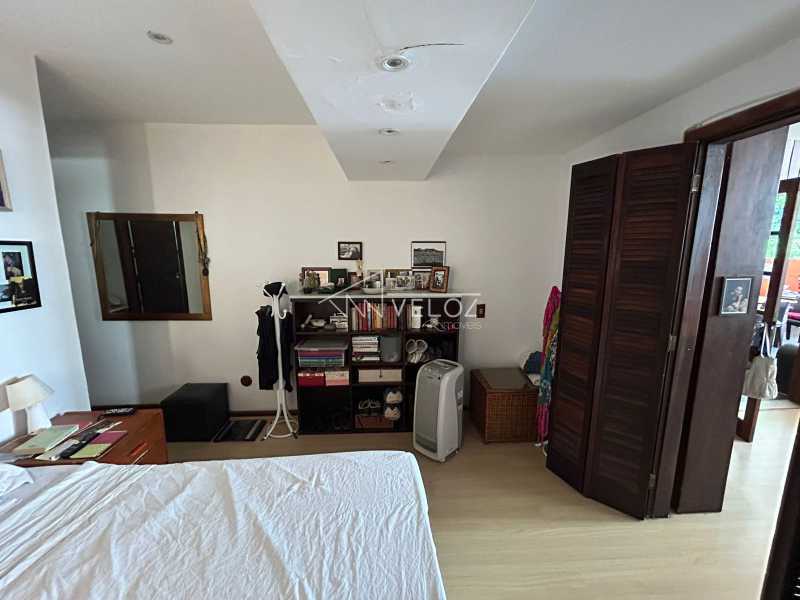 Apartamento à venda com 5 quartos, 268m² - Foto 42