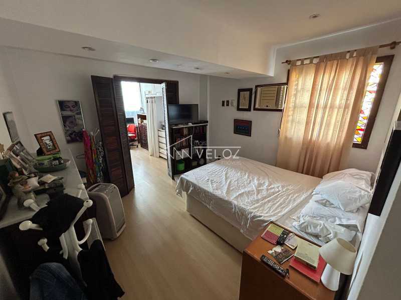 Apartamento à venda com 5 quartos, 268m² - Foto 46