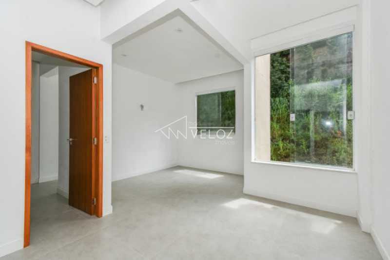 Apartamento à venda com 2 quartos, 65m² - Foto 3