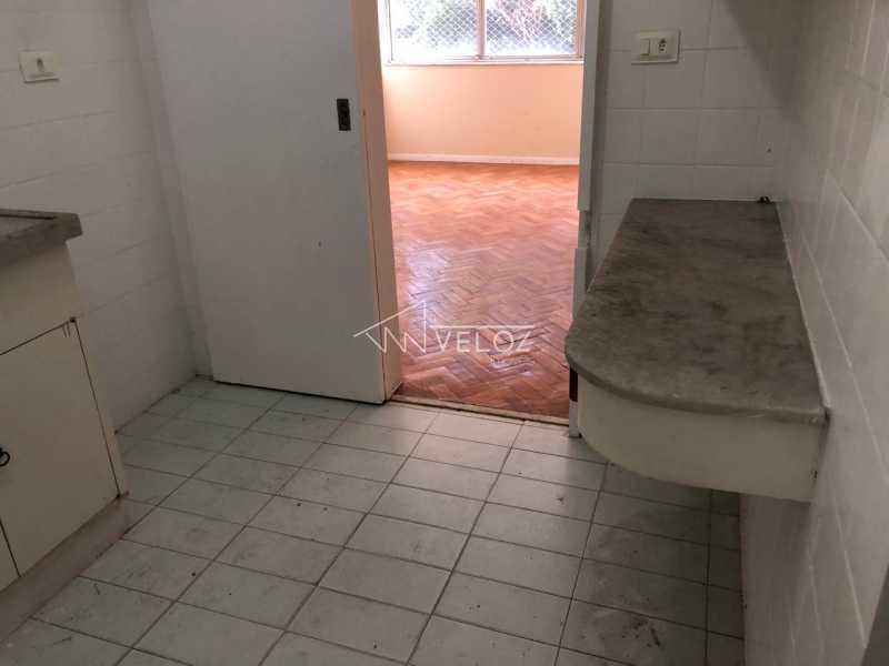 Apartamento à venda com 2 quartos, 62m² - Foto 14