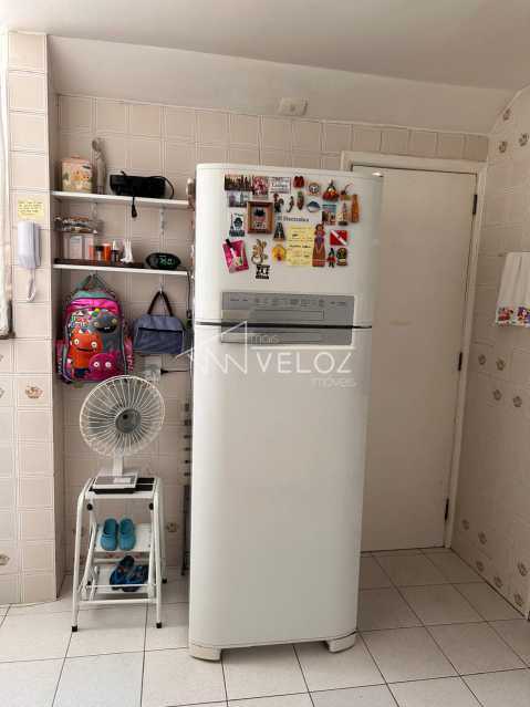 Apartamento à venda com 3 quartos, 81m² - Foto 28