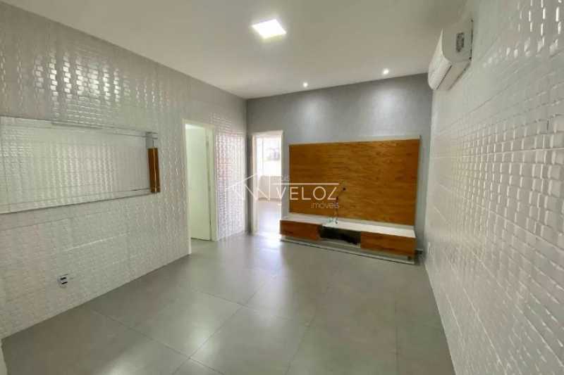 Apartamento à venda com 2 quartos, 88m² - Foto 1