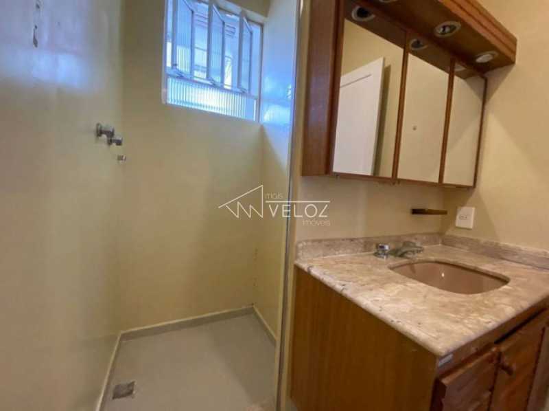 Apartamento à venda com 2 quartos, 65m² - Foto 23