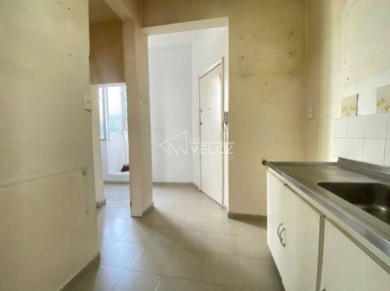 Apartamento à venda com 2 quartos, 65m² - Foto 17