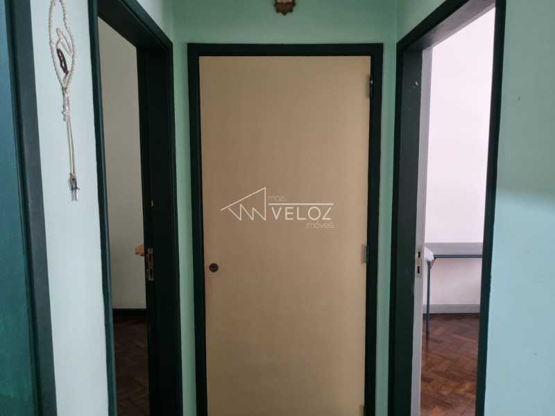 Apartamento à venda com 3 quartos, 98m² - Foto 8