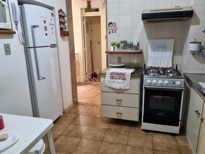 Apartamento à venda com 3 quartos, 98m² - Foto 19