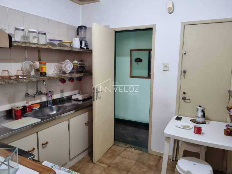 Apartamento à venda com 3 quartos, 98m² - Foto 18